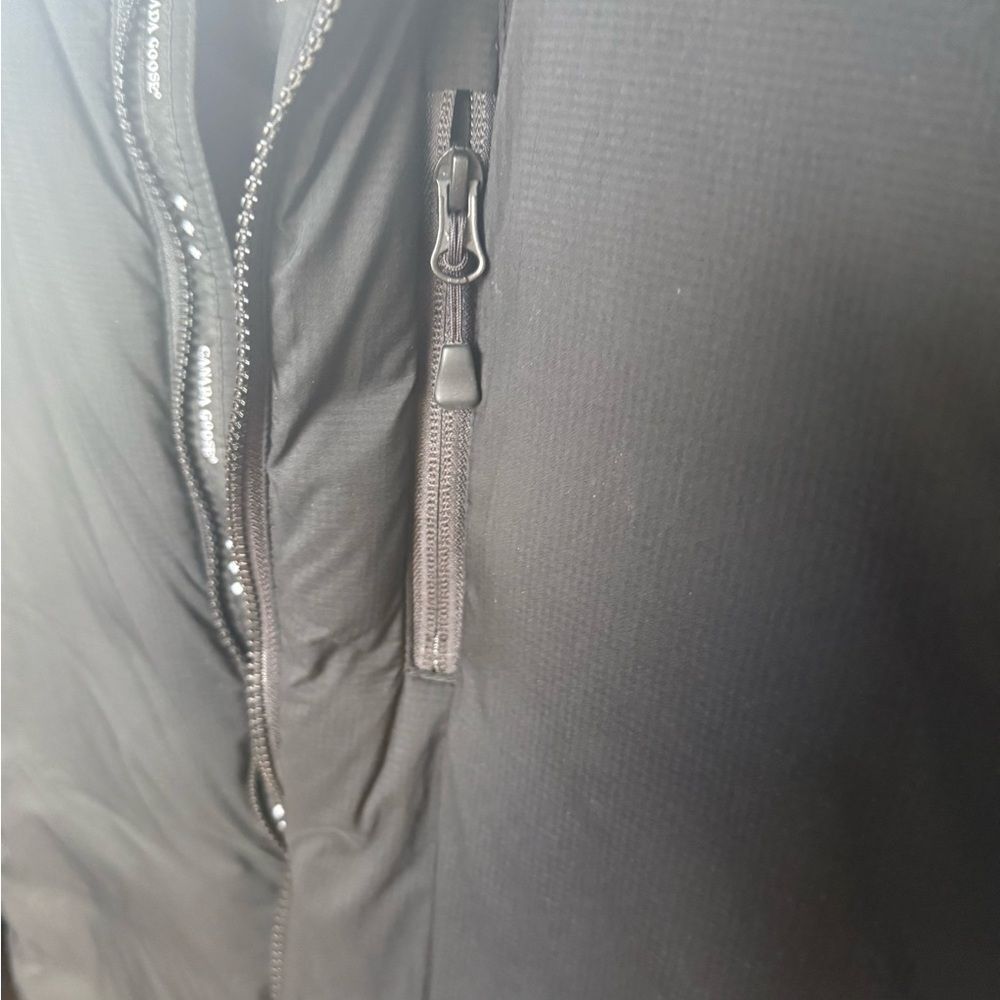 Men's CANADA GOOSE LODGE HOODED JACKET Lg - Picture 9 of 10